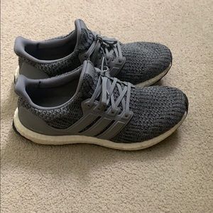 Men’s gray ultra boost